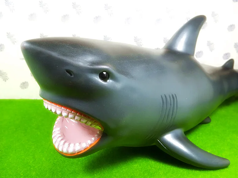 55CM Large Size Realistic Shark Figure Marine Sea Life Animal Replica Kids Children Soft Model Toy Animals Christmas Gifts