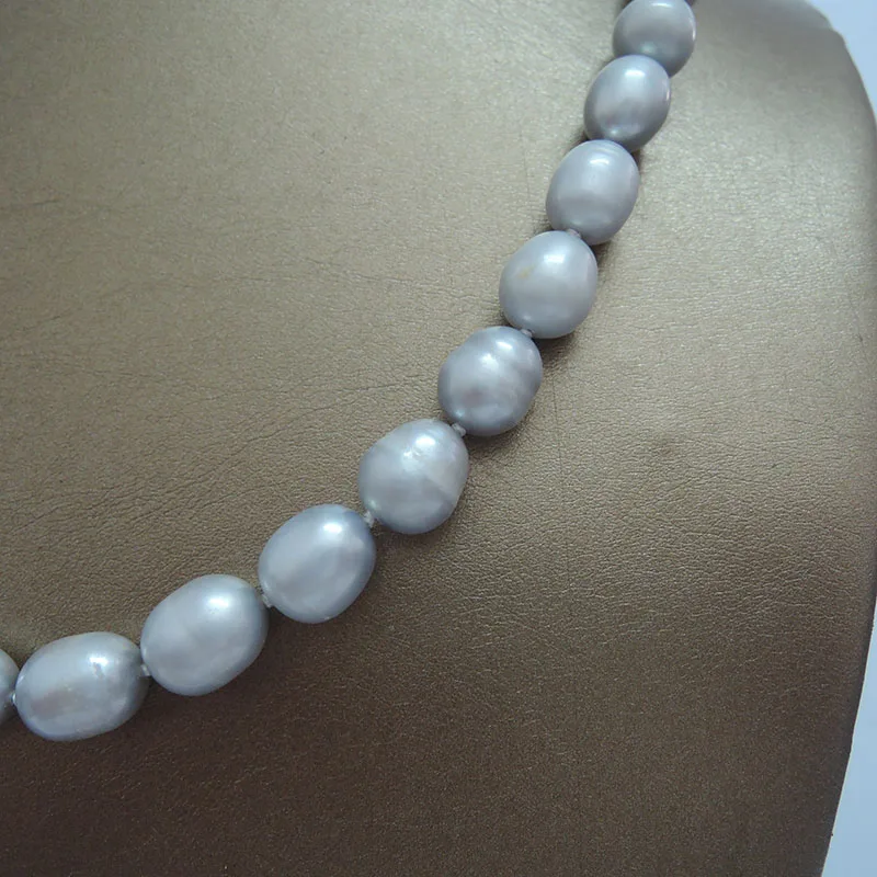 100% FRESHWATER PEARL NECKLACE-GRAY COLOR PEARLS,nice clasp.