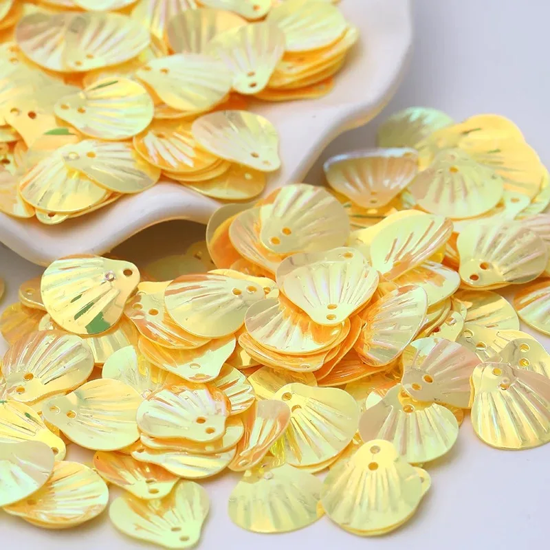 150pcs/Lot 13mm Gold Undertone Shell shape Loose Sequins Wedding confetti DIY Sewing Material Party decoration Accessories