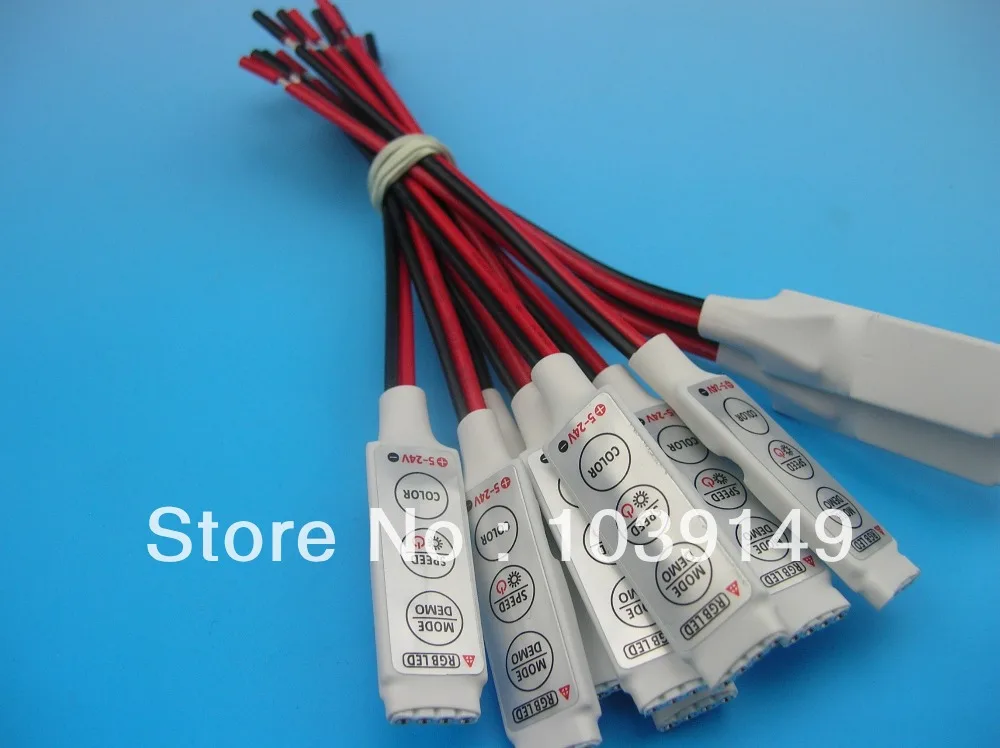 Mini controlador LED RGB R101 de 3 teclas; Mini controlador LED RGB para tiras LED 5050 RGB; 3x4A; 144W @ 12V, 288W @ 24V; DC5 ~ 24V; Compatible con Rohs