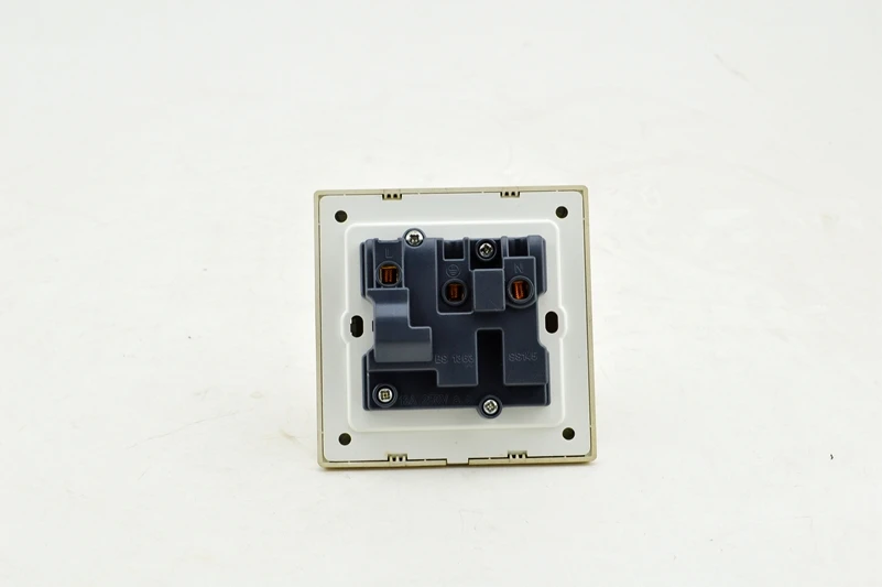 ฟรีU Ltrathin 13A 1แก๊ง3ขาสหราชอาณาจักรเต้ารับไฟฟ้าเปลี่ยนสหราชอาณาจักรมาตรฐานปลั๊กไฟผนัง