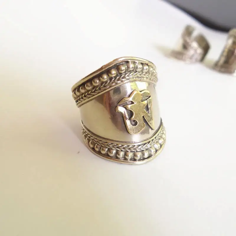 R045 Tibetan Mantras OM Amulet Rings for Man Copper Alloy Open Size