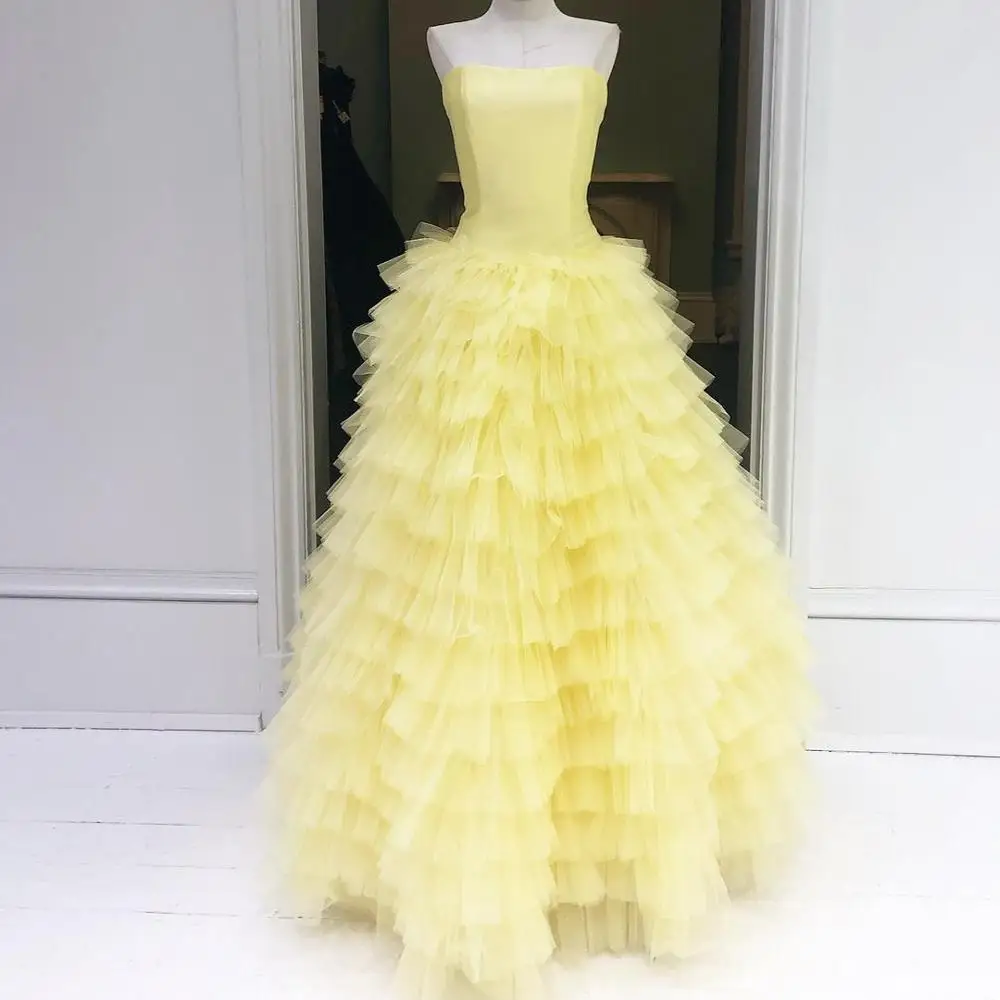 Licht Geel vestidos de 15 años 2019 Gezwollen Ruches Quinceanera Jurk Strapless Zoete 15 Jurk schoonheid en het beest Prom jassen