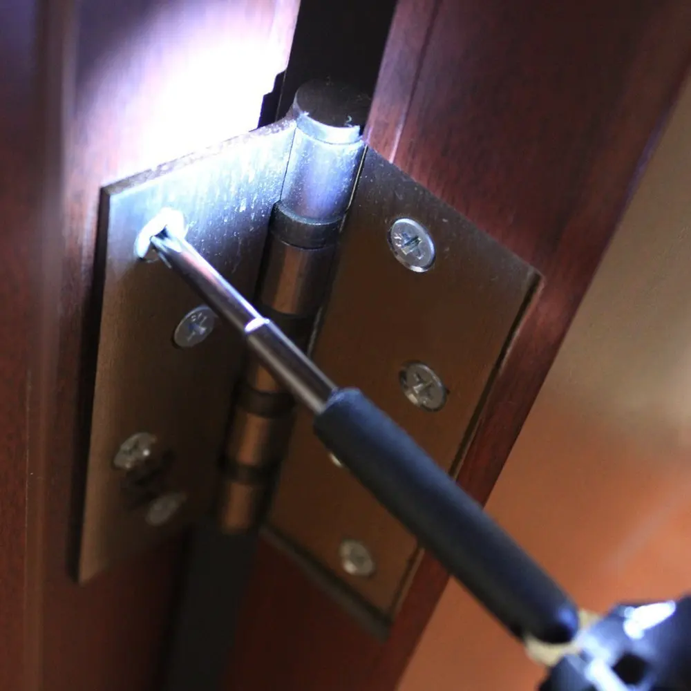 Newest  useful 8 in 1 Multi Portable Screwdriver with 6 LED Torch Tools Light Up Flashlight tool Set