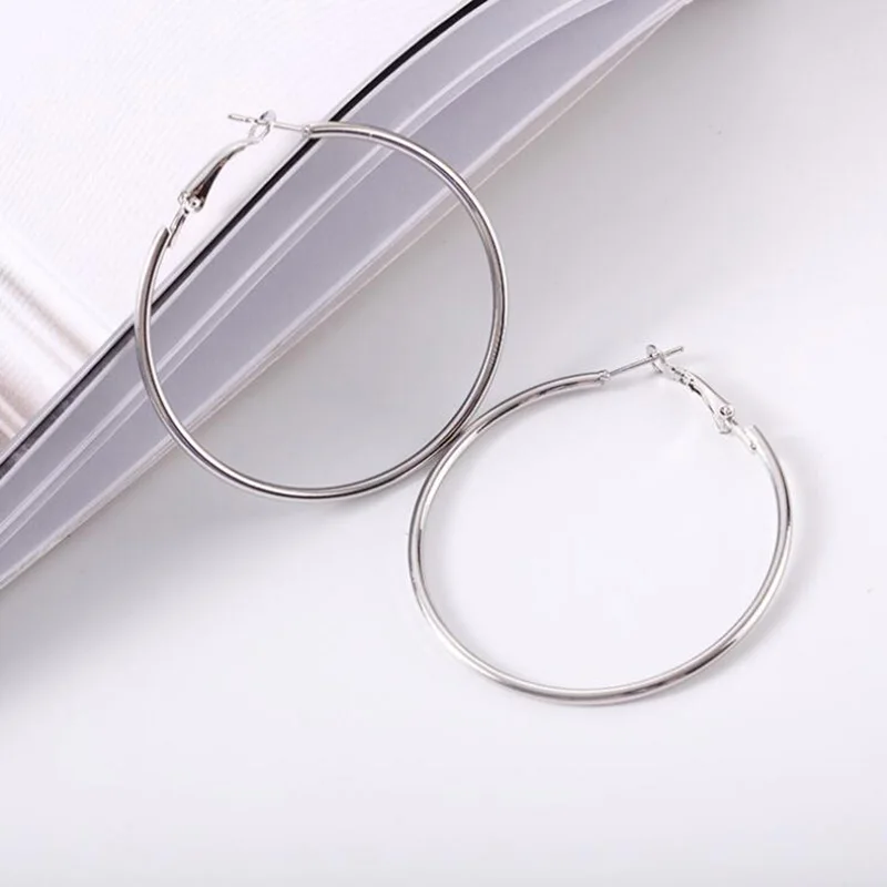 Fashion Large Hoop Earrings 40mm 60mm 80mm Big Smooth Circle Earrings Round Brincos Loop Earrings for Women Jewelry Party Gifts