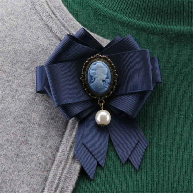Vintage Queen Head Portrait Brooch Jewelry Ribbon Cloth Brooches For Women Girls Coat Suit Shirt Collar Pins Accessories Gifts