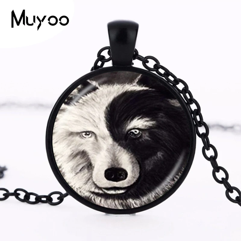 Vintage Ying and Yang Wolf Necklace Grey Black Animal Pendant Glass Cabochon Bronze Chain Choker Neckless Women Accessory HZ1