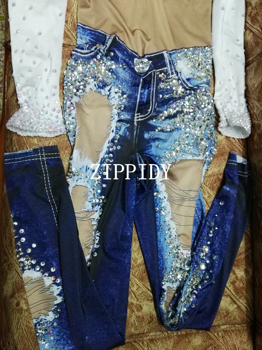 Shining Rhinestones สีขาวด้านบน Denim เครื่องแต่งกายผู้หญิงเซ็กซี่ Bodysuit Big Hole กางเกงยีนส์หญิงพรหมชุด