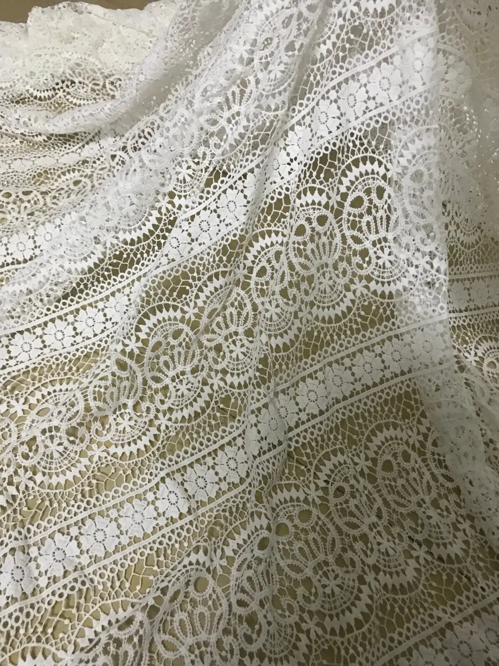 

Nigerian Laces J-32715 High Quality Tulle Mesh French Embroidered Lace fabric