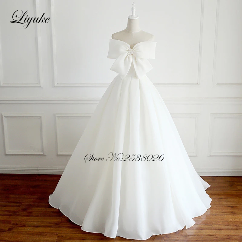 Liyuke Front Bow Design Strapless A-Line Wedding Dresses With Sleeveless Lace Up Closure Wedding Gown