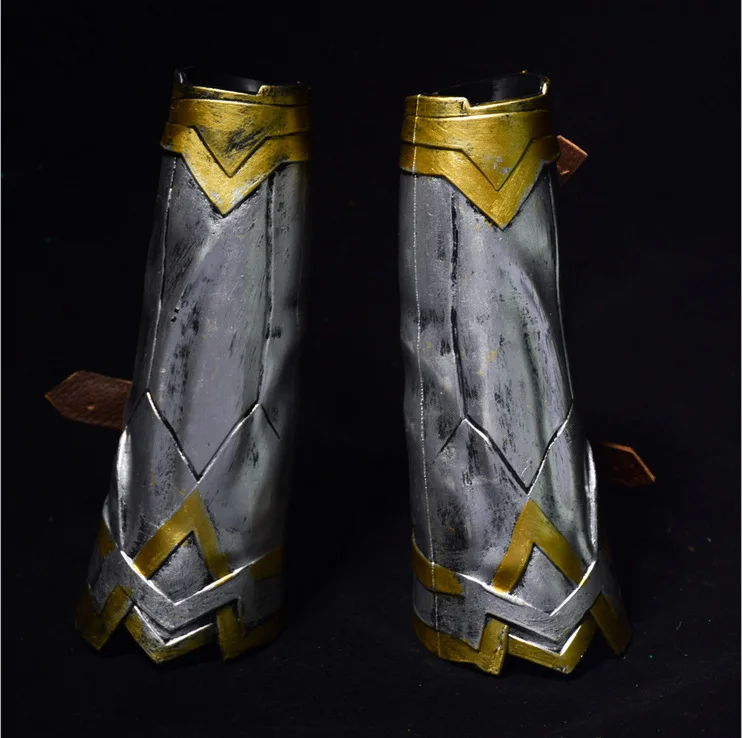 

Woman Hero Cos Weapon Props Diana Cos Bracer Halloween Christmas New Year Carnival Hero Cosplay Accessory PVC 2Pcs Set Free Size