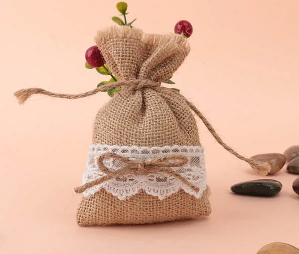 free shipping 50pcs/lot Natural Hessian Burlap Bags with Lace and Burlap Ribbon Wedding Favor Bags Bridal Shower