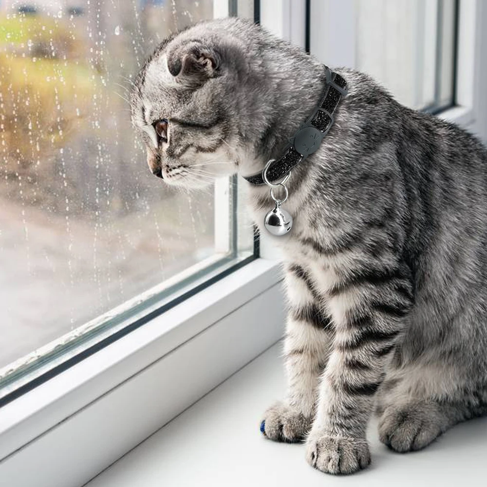 猫の子猫用のベルカラー付きの調節可能なベルト,頑丈な子犬の猫のアクセサリー