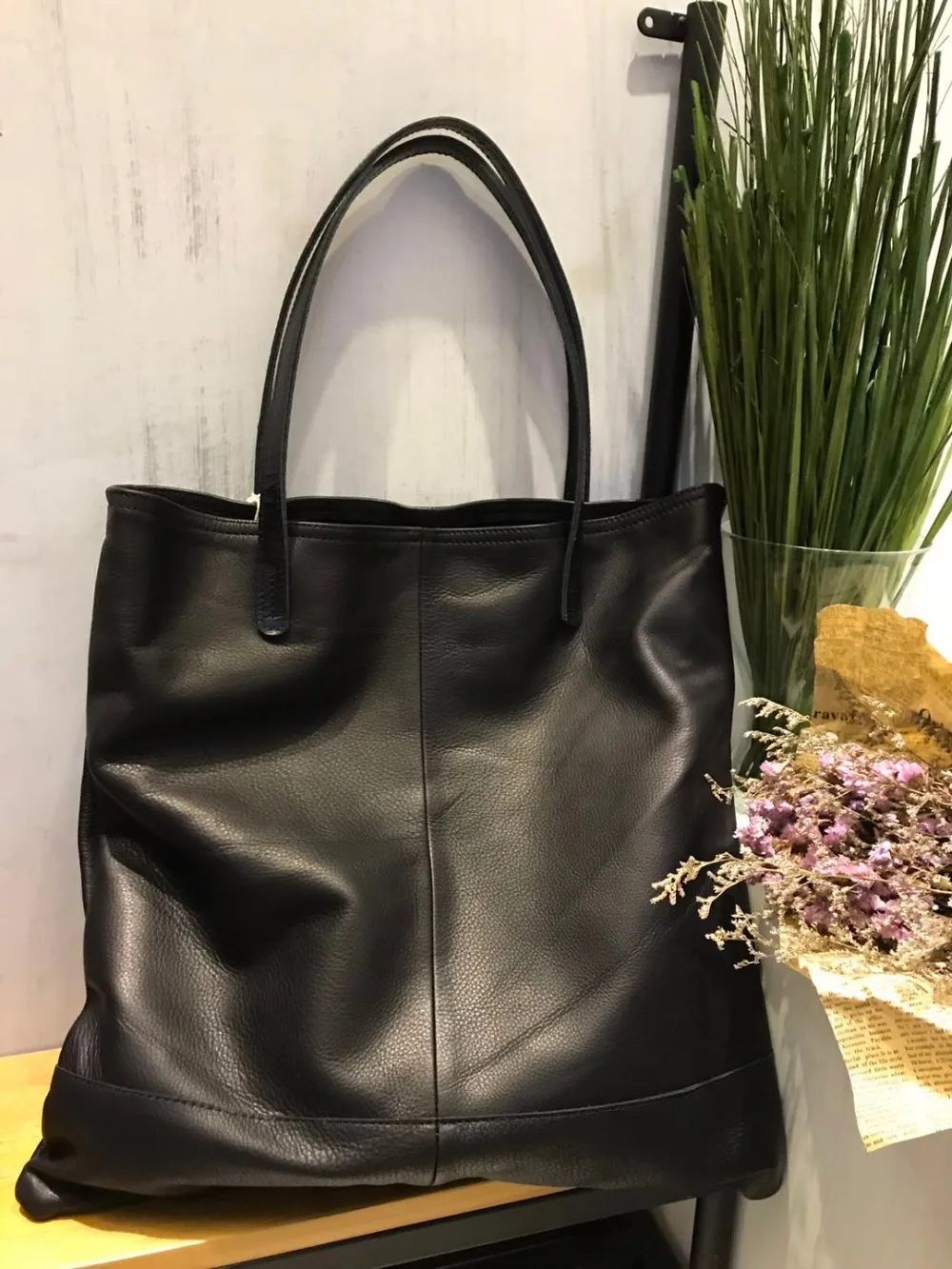 

Vendange new fashion women casual vintage handmade big size cowhide genuine leather shopping bag / single shoulder bag2172L