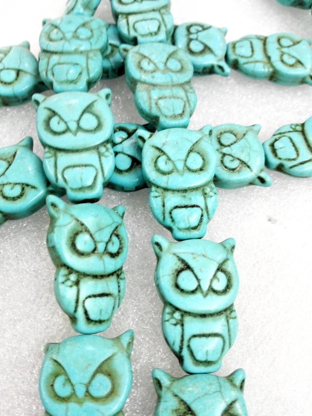 Total 13 pcs beads 32x20mm carved owl animal Bright light blue howlite stone Loose Beads