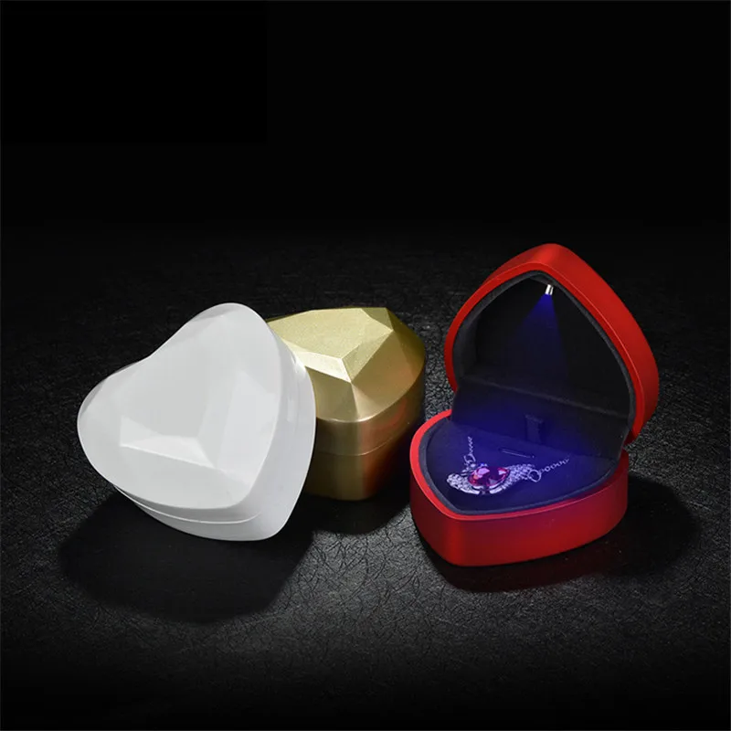 heart shape LED jewelry packaging & dispaly cases ring box with light pendant box for women gifts package wedding velvet