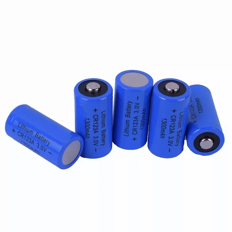 2PCS 3V CR123A Lithium battery cell 1300mah CR123 CR17335  dry primary battery for camera