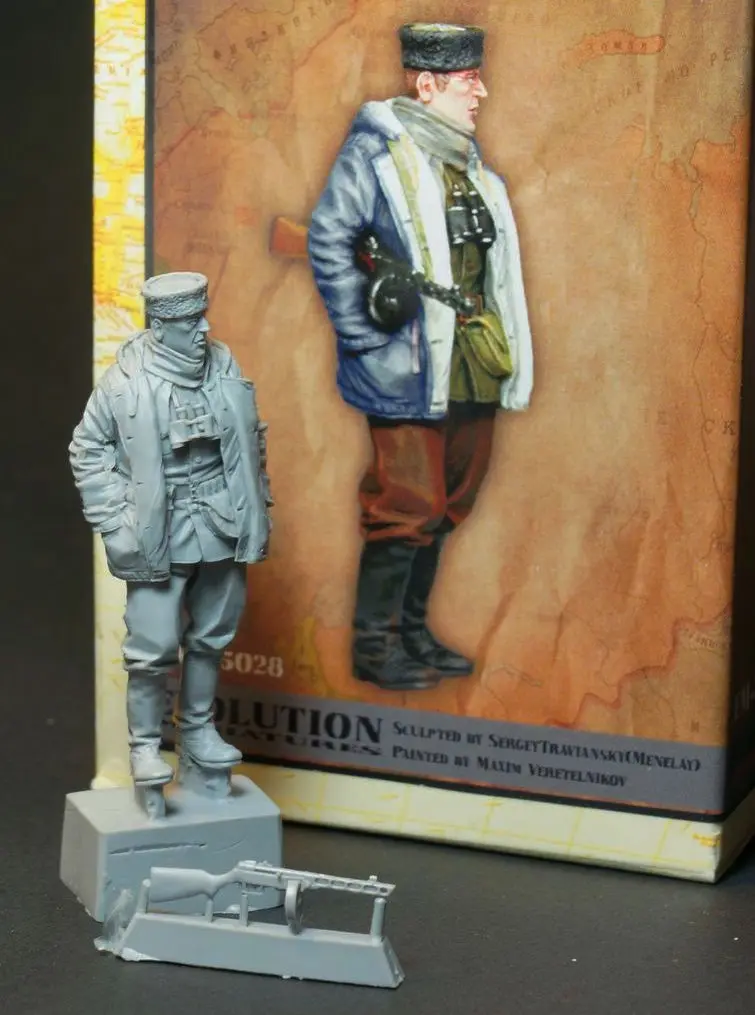 1:35 Resin kit   Soviet soldier, D