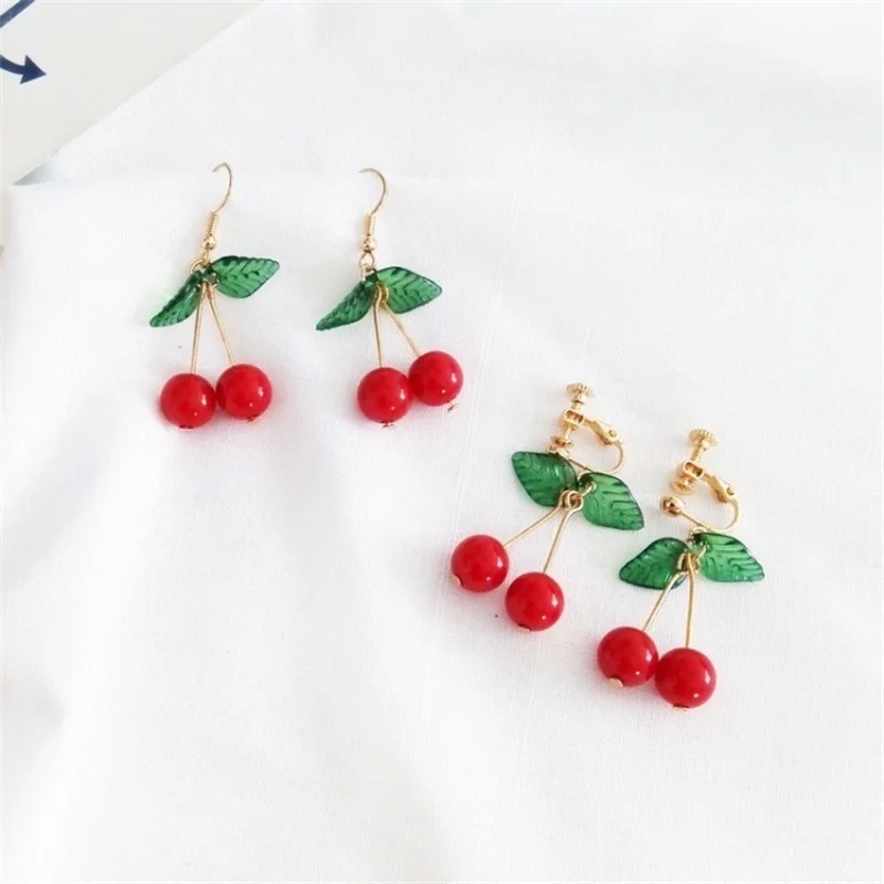 2019 Japanese and Korean Sweet Fashion Youth Girl Student Fruit Cherry Earrings Fresh and Simple Cute Women Earrings Ear Clips