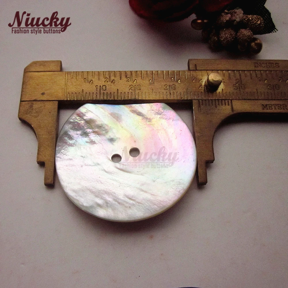 Niucky 38mm 35mm 2 holes Natural Akoya Pearl Large Shell Buttons for Decoration Natural Shell Craft Sewing Material S0101-051#38