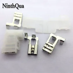 10sets 6.3mm Right Angle Flag Female Crimp Terminal with Case for 18AWG - 13AWG Wire for Car Auto