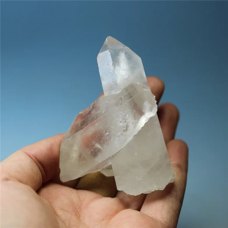 

Natural transparent crystal column high brightness white crystal stone ornaments degaussing radiation meditation Crystal Column