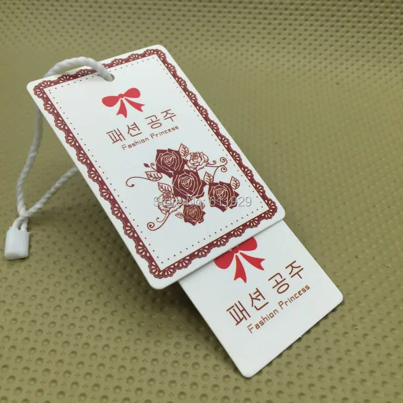 customize clothing paper hang tag/garment tags printing/clothing printed labels/shape cutting tags/brand name/dress labels logo