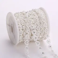 10 yards Strass Da Cucire Trim Posteriore Piana di Plastica ABS Pearl Beads String Beads Avorio a Forma di Cuore Catena di Cristallo Per La Cerimonia Nuziale vestito