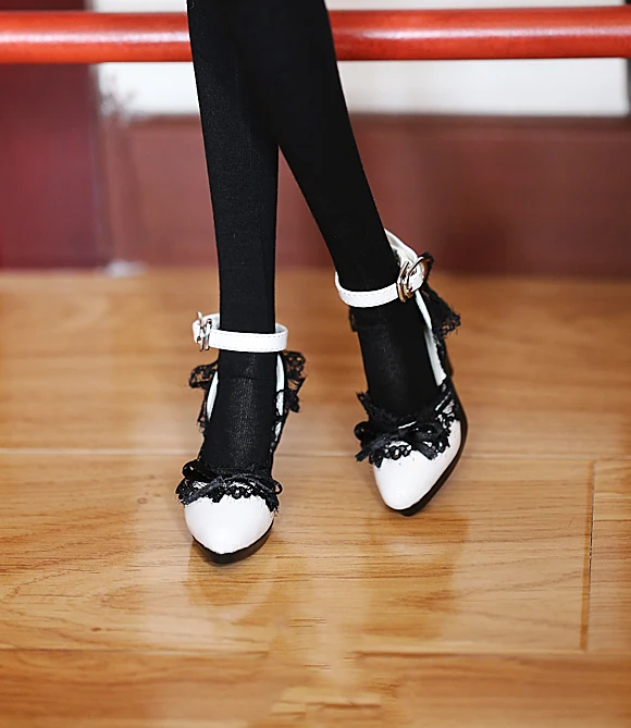 

1/3 scale BJD High-heeled shoes boots for BJD/SD doll accessories.not include doll,clothes,wig ,other accessories D2497