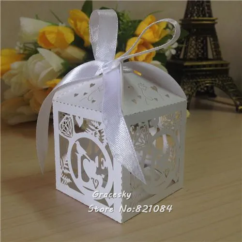 

50pcs/lot Free Shipping Laser cut I LOVE U diamond design Paper Wedding candy box chocolate Boxes Party supplies