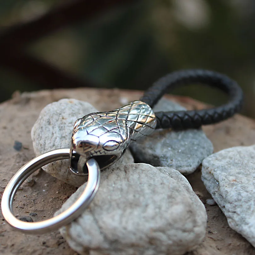 316L stainless steel cobra snake head leather car Automobile Men\'s waist buckle key chain Key Chain Keychain Ring Keybob