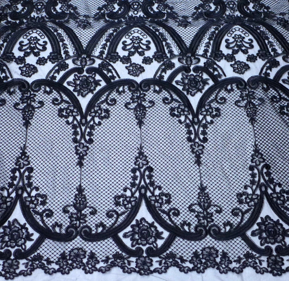 

La Belleza Hot hot Ivory/black Polyester on mesh embroidered wedding dress lace fabric 51'' width 1 yard