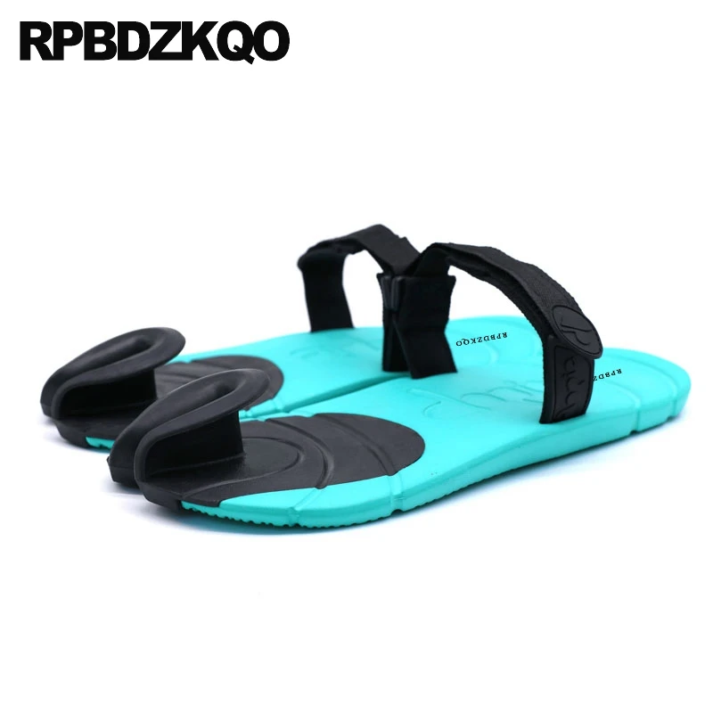 Beach Fashion Large Size Water Slides Big Waterproof Designer Slippers 45 Mens Sandals 2023 Summer Outdoor Rubber Slip On Shoes