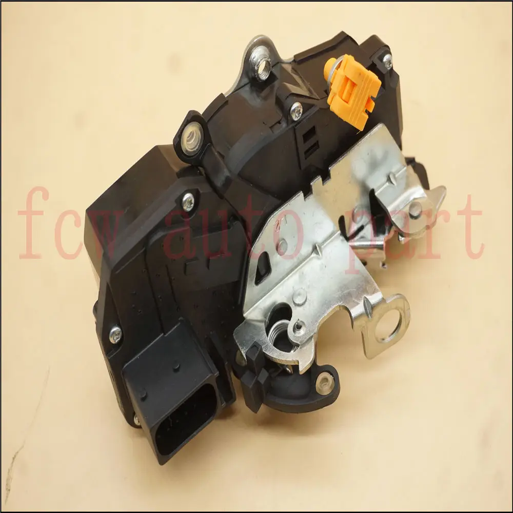 

Front Left Door Lock Actuator Integrated For 931-303 Chevy Cadillac 22741769 22785467 22862024 25955016