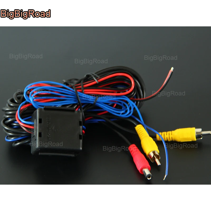 BigBigRoad Car Rear View Reversing Backup Camera With Filter / Power Relay For BMW 3 GT F30 F31 F34 2014 2015 X6 / X5 / X4