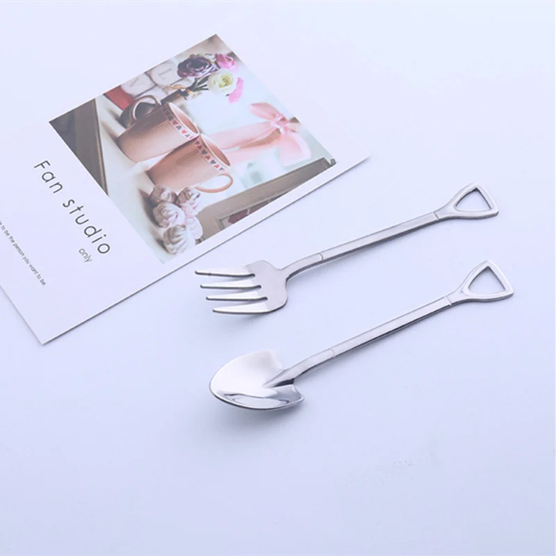 Stainless Steel Shovel Spoon Salad Dessert Food Eating Spoon Tableware Cutlery Creative Couple Valentine Gift F20173851