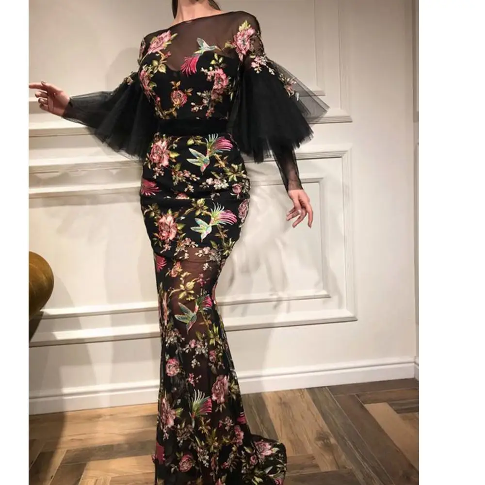 Borduren prom dresses 2019 crew hals lange mouwen bloemen kant applicaties avondjurken zwarte avondjurken