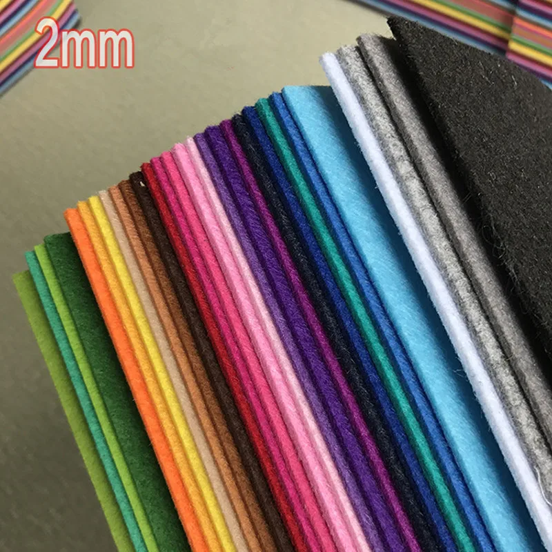 28 sztuk 15*15cm 2MM tkaniny czuł wielokolorowy materiał tkanina poliester włóknina do DIY rzemiosło czuł do szycia zabawka dekoracyjna domu