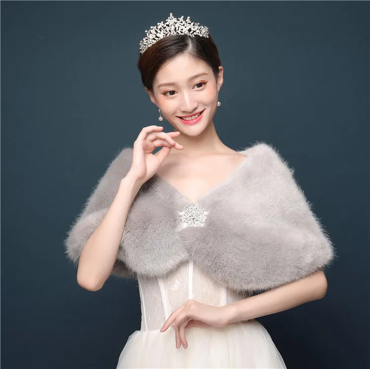 JaneVini New Elegant Gray Faux Fur Bridal Wraps Short Wedding Cloak Capes Stoles Shrug Winter Warm Bolero Christmas Party Coats