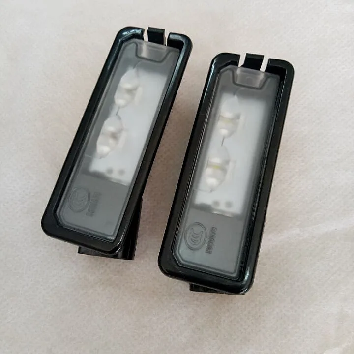 2Pcs LED License Plate Light For VW  GOLF 7 MK7 Passat B7 B8 CC Scirocco Beetle Polo 6R  1K8943021C 1K8 943 021 C