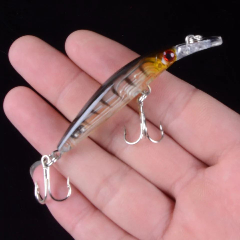 3.9g/7cm Fishing Lures Minnow Hard Wobblers Crankbait 3D Eyes Gold-plated Plastic Laser Reflective Baits Summer Fishing