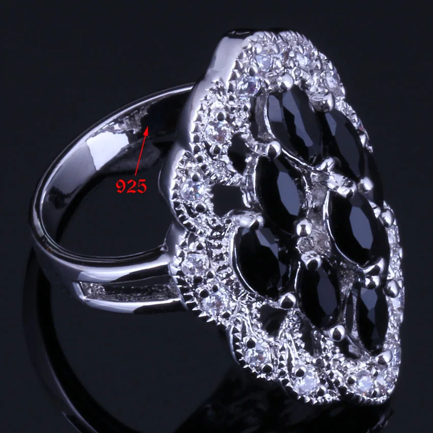 Good-Looking Oval Black Cubic Zirconia White CZ Silver Plated Ring V0592