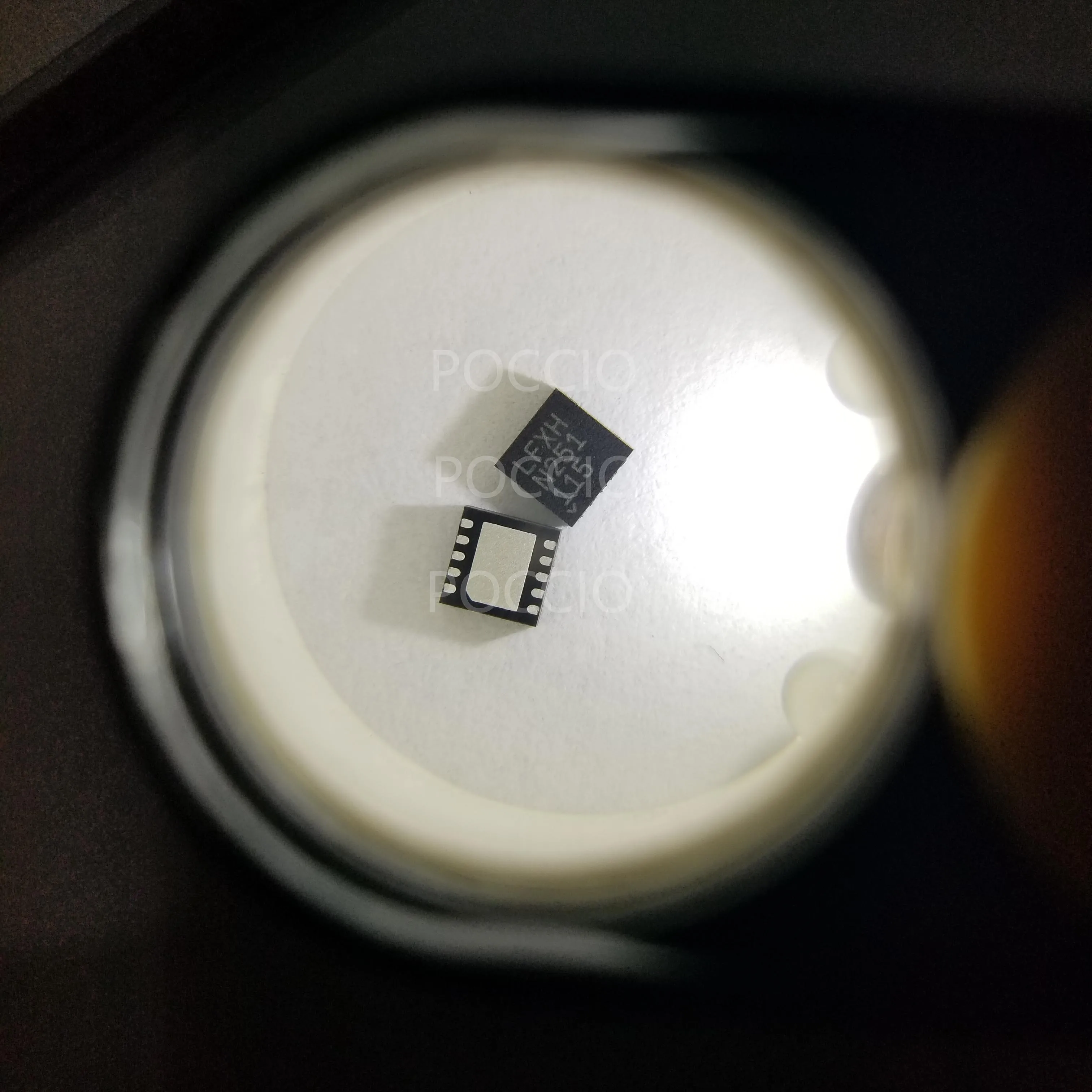 

LTC3103EDD LTC3103IDD LTC3103EMSE LTC3103IMSE LTC3103 - 1.8uA Quiescent Current, 15V, 300mA Synchronous Step-Down DC/DC