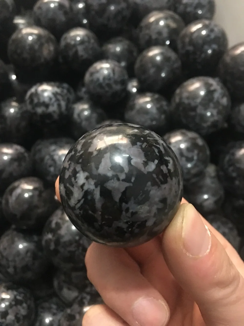 40mm Natural Polished Stone Sphere Semi Gabbro Stone Ball