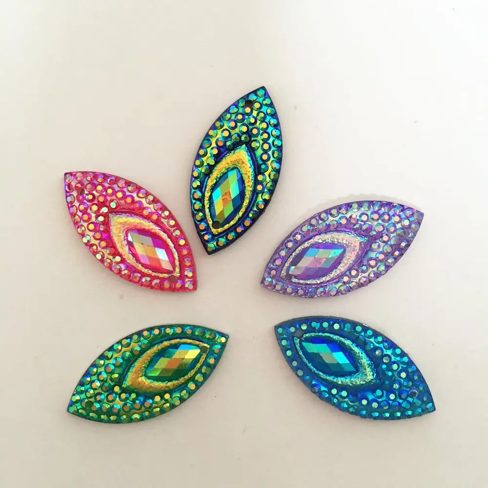 40PCS Random mixed AB Resin Horse eye Flatback Rhinestone Wedding decoration 2 Hole C92A