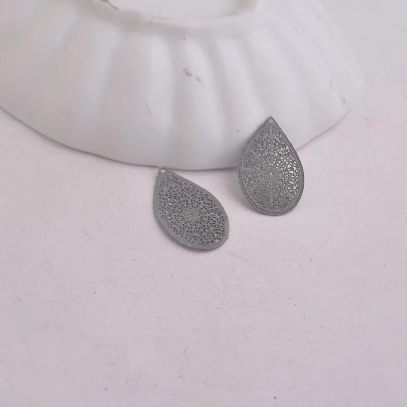 50 Stück AB1395 14*20mm Kleine Wassertropfen-Anhänger in Senf-Silberfarbe Metall-Schmuck Filigran-Ohrring-Zubehör – Detail 6