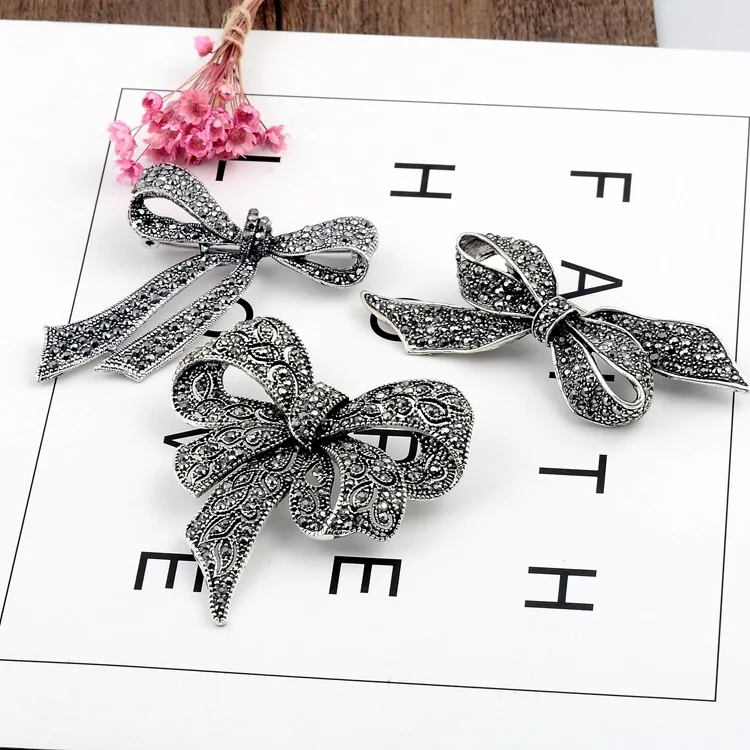 Fashion Retro Alloy Big Brooch Bow Pin Temperament Versatile Clothing For Women Jewelry Hot Sale