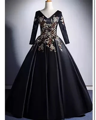 100%real black long sleeve mbroidery rococo ball gown court medieval dress renaissance Gown queen/Marie/drama/ball gown