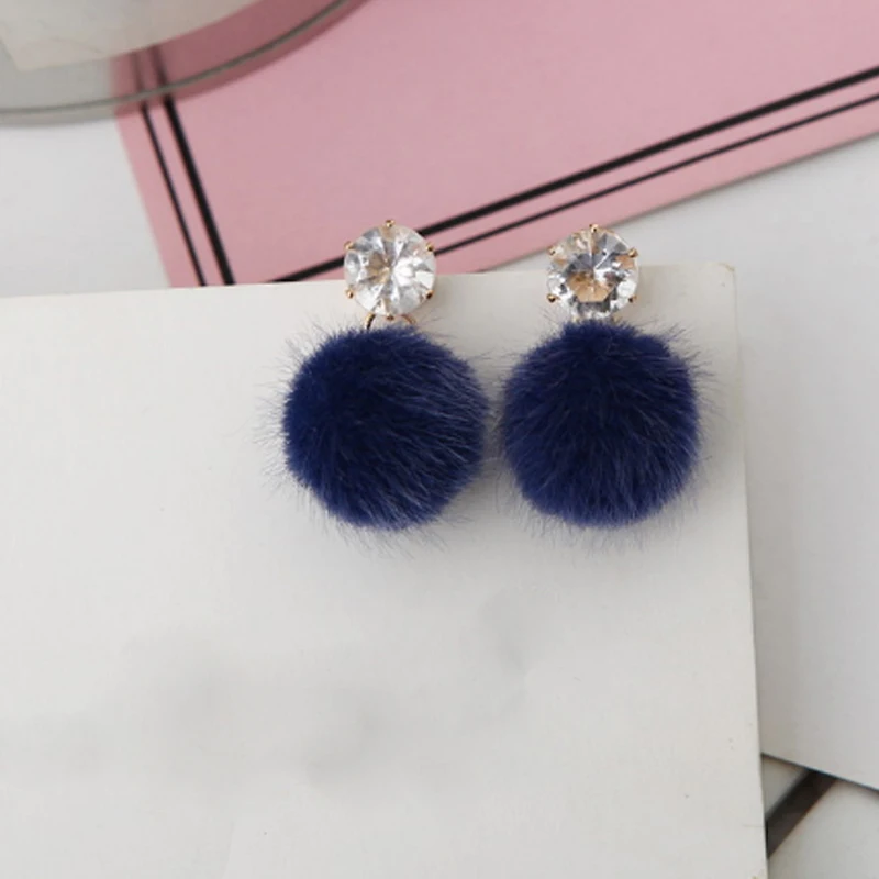 2019 nuovo di Modo Della Sfera della Pelliccia Pompon Orecchini Per Le Donne Gioielli Orecchio Peluche Pendenti Con Gemme E Perle Orecchino Bijoux