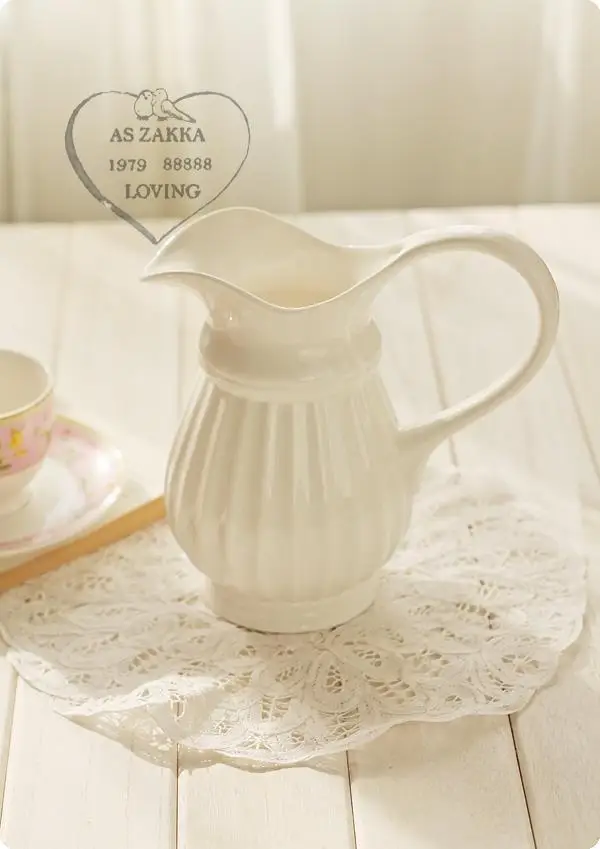 White bone china flower-called high-end European-style milk bottle vase ceramic flower pot large overall floral flower holder